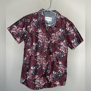 Distortion brand patterned button-up shirt size 6